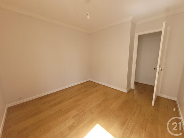 Appartement F4 à vendre - 6 pièces - 79.44 m2 - MONTLUCON - 03 - AUVERGNE - Century 21 Pasquet Immobilier