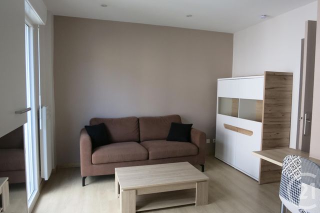 Appartement F2 à louer - 2 pièces - 30.0 m2 - MONTLUCON - 03 - AUVERGNE - Century 21 Pasquet Immobilier