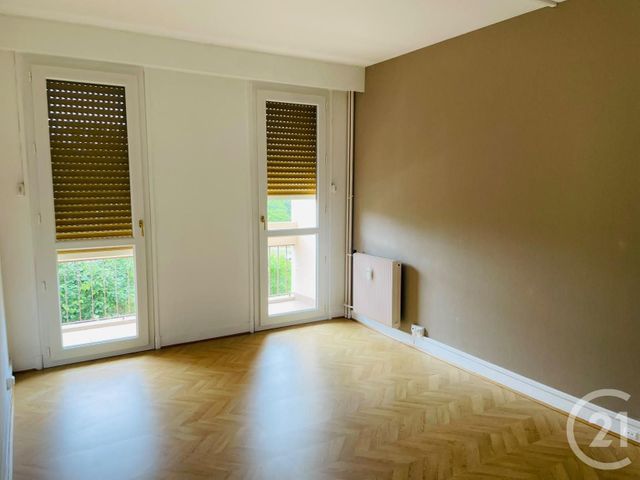 Appartement F4 à vendre - 5 pièces - 98.03 m2 - MONTLUCON - 03 - AUVERGNE - Century 21 Pasquet Immobilier