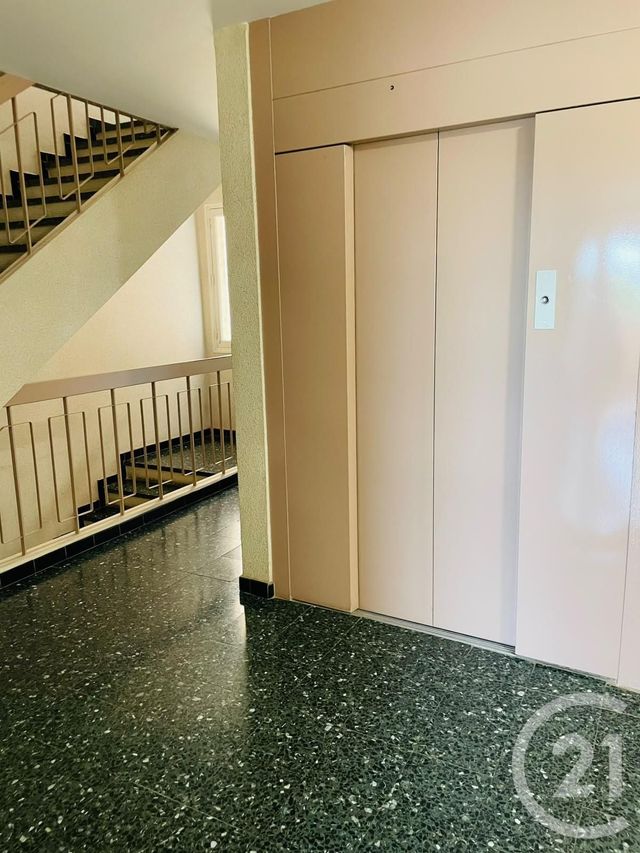 Appartement F4 à vendre - 5 pièces - 98.03 m2 - MONTLUCON - 03 - AUVERGNE - Century 21 Pasquet Immobilier