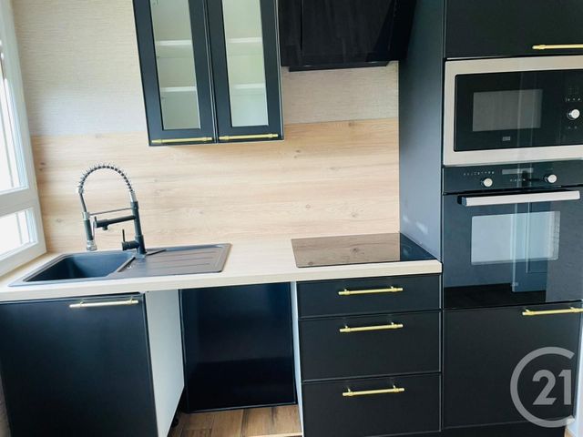 Appartement F4 à vendre - 5 pièces - 98.03 m2 - MONTLUCON - 03 - AUVERGNE - Century 21 Pasquet Immobilier