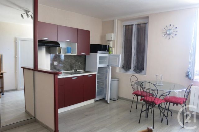 Appartement F1 à louer - 1 pièce - 21.0 m2 - MONTLUCON - 03 - AUVERGNE - Century 21 Pasquet Immobilier