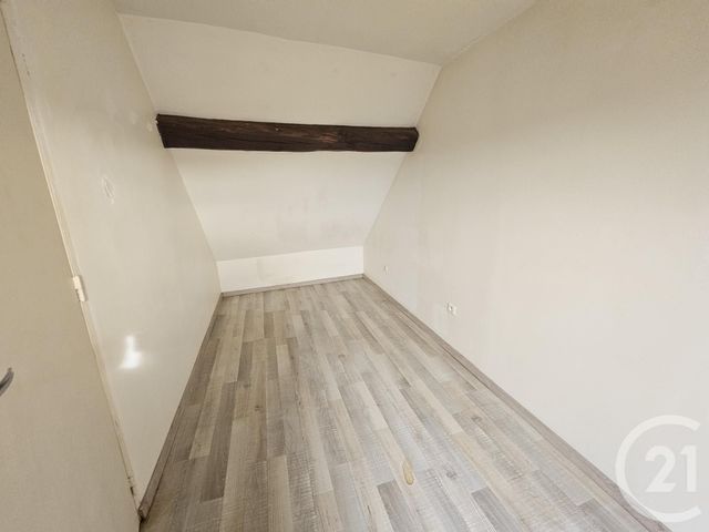 Appartement F3 à louer - 2 pièces - 50.0 m2 - DESERTINES - 03 - AUVERGNE - Century 21 Pasquet Immobilier