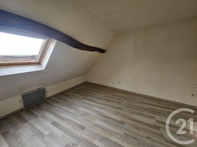 Appartement F3 à louer - 2 pièces - 50.0 m2 - DESERTINES - 03 - AUVERGNE - Century 21 Pasquet Immobilier