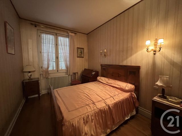 Appartement à vendre - 4 pièces - 99.7 m2 - MONTLUCON - 03 - AUVERGNE - Century 21 Pasquet Immobilier