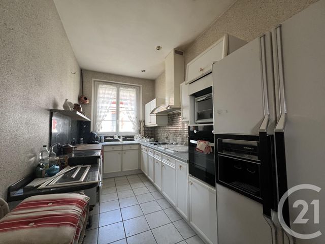 Appartement à vendre - 4 pièces - 99.7 m2 - MONTLUCON - 03 - AUVERGNE - Century 21 Pasquet Immobilier