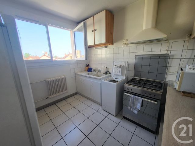 Appartement F3 à vendre - 3 pièces - 60.0 m2 - MONTLUCON - 03 - AUVERGNE - Century 21 Pasquet Immobilier
