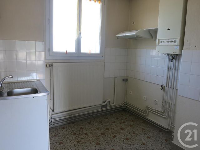 Afficher la photo en grand Appartement F3 à louer - 3 pièces - 52.3 m2 - DESERTINES - 03 - AUVERGNE - Century 21 Pasquet Immobilier