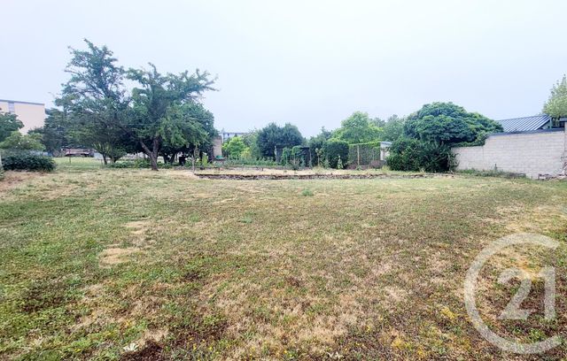 terrain à vendre - 4236.0 m2 - MONTLUCON - 03 - AUVERGNE - Century 21 Pasquet Immobilier