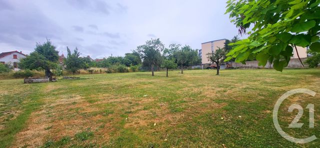 terrain à vendre - 4236.0 m2 - MONTLUCON - 03 - AUVERGNE - Century 21 Pasquet Immobilier