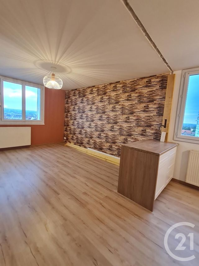 Appartement F3 à louer - 3 pièces - 55.09 m2 - MONTLUCON - 03 - AUVERGNE - Century 21 Pasquet Immobilier