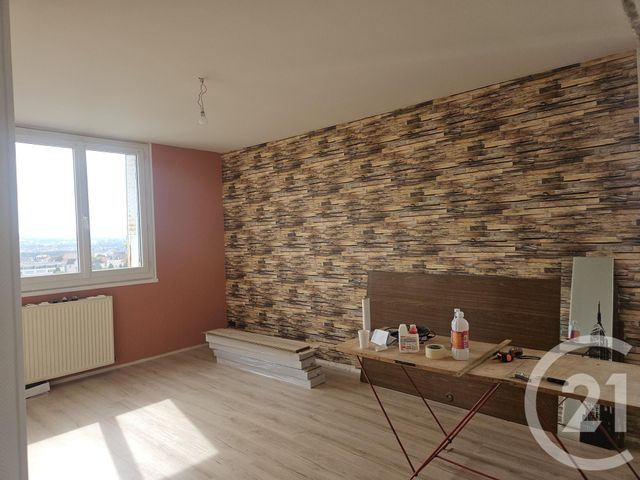 Appartement F3 à louer - 3 pièces - 55.09 m2 - MONTLUCON - 03 - AUVERGNE - Century 21 Pasquet Immobilier