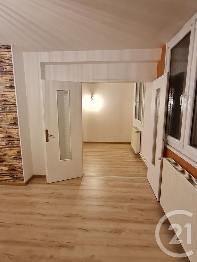 Appartement F3 à louer - 3 pièces - 55.09 m2 - MONTLUCON - 03 - AUVERGNE - Century 21 Pasquet Immobilier