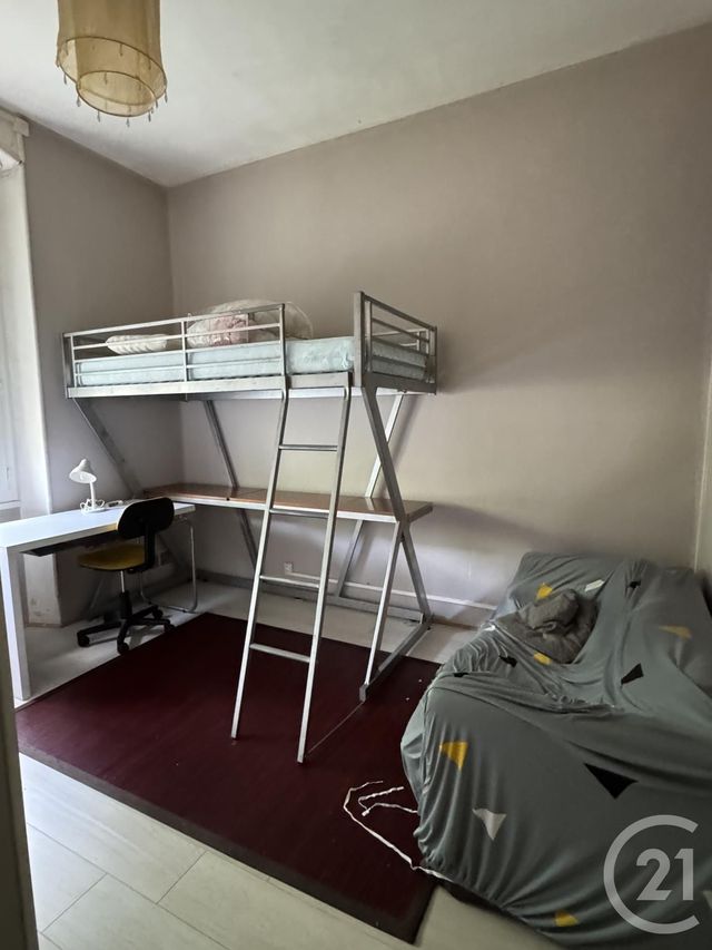 Afficher la photo en grand Appartement F1 à vendre - 1 pièce - 29.9 m2 - MONTLUCON - 03 - AUVERGNE - Century 21 Pasquet Immobilier