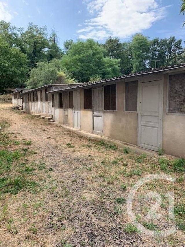 Afficher la photo en grand Appartement F1 à vendre - 1 pièce - 29.9 m2 - MONTLUCON - 03 - AUVERGNE - Century 21 Pasquet Immobilier