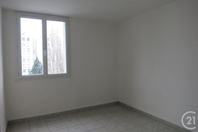 Appartement F3 à louer - 3 pièces - 55.0 m2 - MONTLUCON - 03 - AUVERGNE - Century 21 Pasquet Immobilier