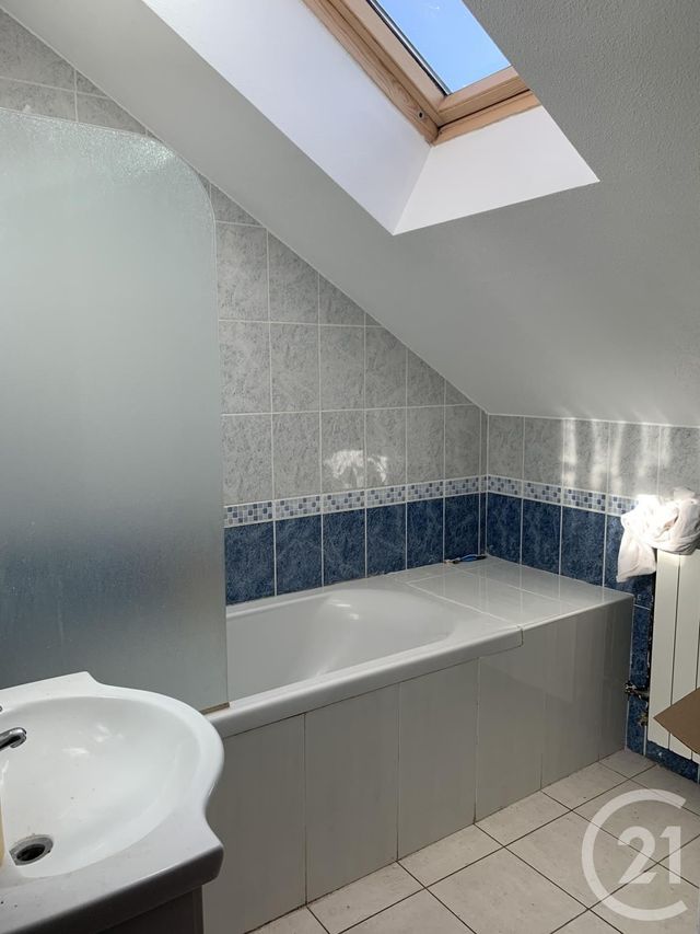 maison à louer - 6 pièces - 130.0 m2 - MONTLUCON - 03 - AUVERGNE - Century 21 Pasquet Immobilier