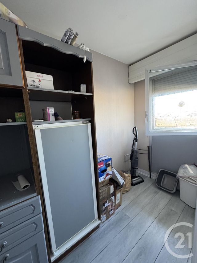 Appartement F1 à louer - 1 pièce - 39.38 m2 - MONTLUCON - 03 - AUVERGNE - Century 21 Pasquet Immobilier