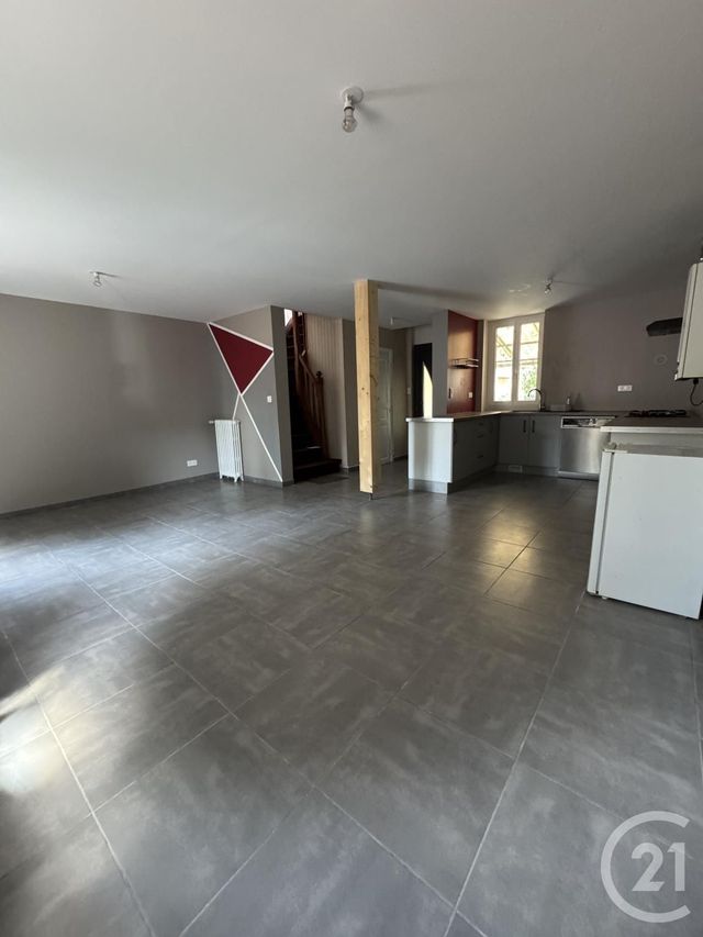 maison à louer - 4 pièces - 82.52 m2 - MONTLUCON - 03 - AUVERGNE - Century 21 Pasquet Immobilier