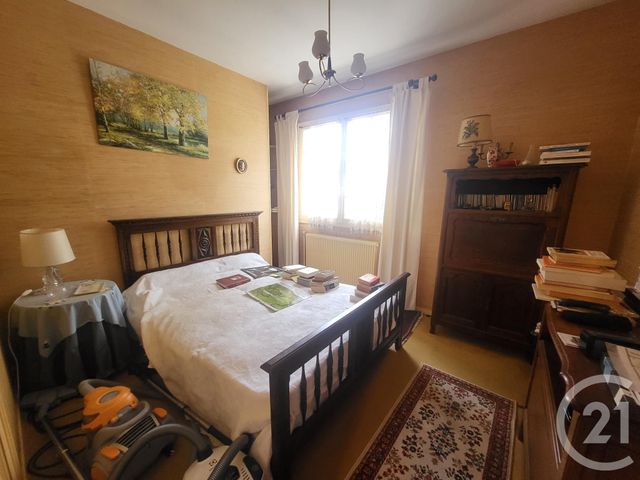 maison à vendre - 7 pièces - 172.0 m2 - DOMERAT - 03 - AUVERGNE - Century 21 Pasquet Immobilier