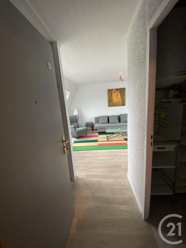 Appartement F1 à louer - 1 pièce - 22.0 m2 - DESERTINES - 03 - AUVERGNE - Century 21 Pasquet Immobilier
