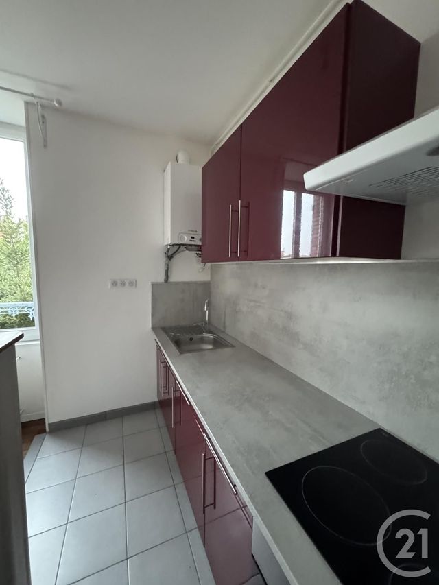 Appartement F2 à louer - 2 pièces - 45.0 m2 - MONTLUCON - 03 - AUVERGNE - Century 21 Pasquet Immobilier