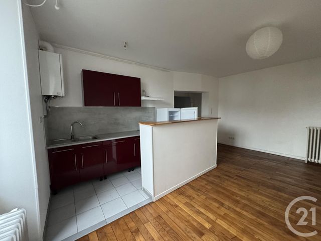 Appartement F2 à louer - 2 pièces - 45.0 m2 - MONTLUCON - 03 - AUVERGNE - Century 21 Pasquet Immobilier