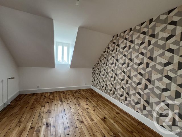 maison à vendre - 7 pièces - 173.32 m2 - MONTLUCON - 03 - AUVERGNE - Century 21 Pasquet Immobilier