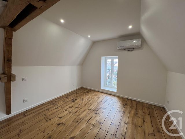 maison à vendre - 7 pièces - 173.32 m2 - MONTLUCON - 03 - AUVERGNE - Century 21 Pasquet Immobilier