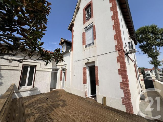 maison à vendre - 7 pièces - 173.32 m2 - MONTLUCON - 03 - AUVERGNE - Century 21 Pasquet Immobilier