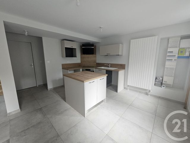 maison à louer - 5 pièces - 105.0 m2 - DURDAT LAREQUILLE - 03 - AUVERGNE - Century 21 Pasquet Immobilier