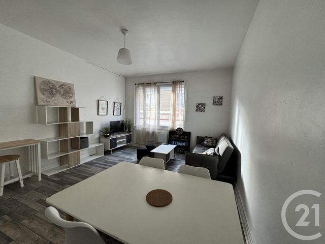 Appartement F1 à louer - 1 pièce - 36.45 m2 - MONTLUCON - 03 - AUVERGNE - Century 21 Pasquet Immobilier