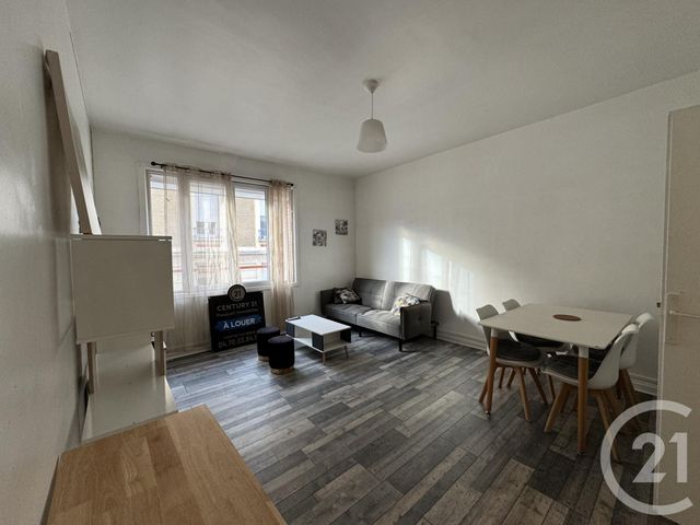 Appartement F1 à louer - 1 pièce - 36.45 m2 - MONTLUCON - 03 - AUVERGNE - Century 21 Pasquet Immobilier