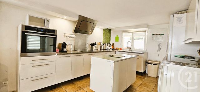 maison à vendre - 5 pièces - 162.1 m2 - DOMERAT - 03 - AUVERGNE - Century 21 Pasquet Immobilier