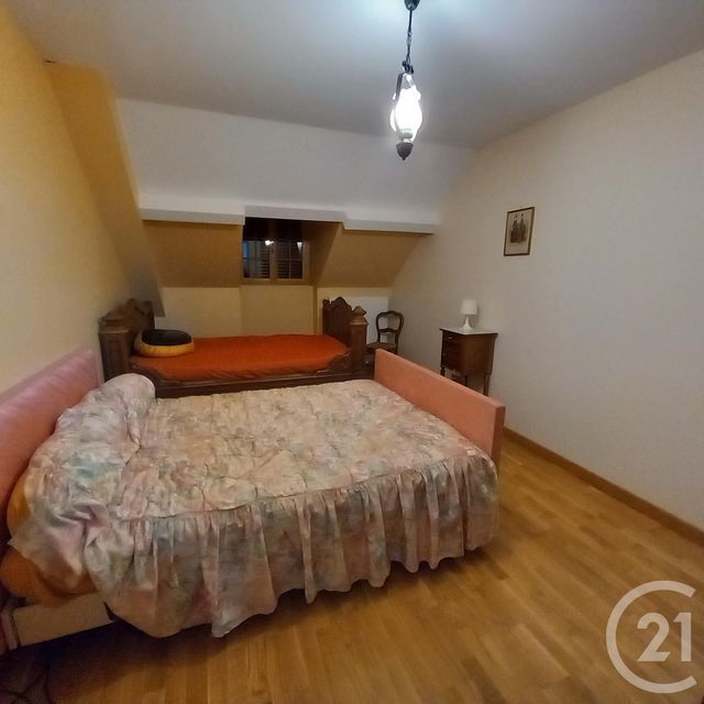 Afficher la photo en grand immeuble à vendre - 201.5 m2 - COURCAIS - 03 - AUVERGNE - Century 21 Pasquet Immobilier