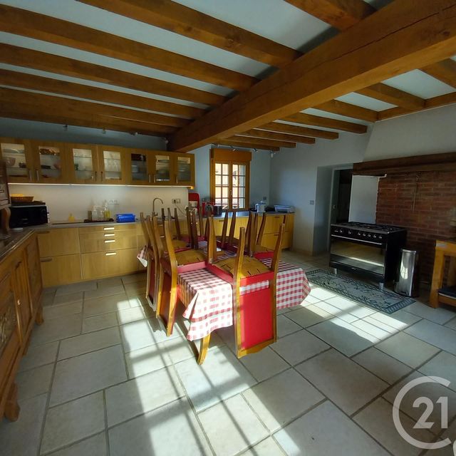 Afficher la photo en grand immeuble à vendre - 201.5 m2 - COURCAIS - 03 - AUVERGNE - Century 21 Pasquet Immobilier