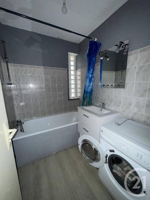 Afficher la photo en grand immeuble à vendre - 243.0 m2 - MONTLUCON - 03 - AUVERGNE - Century 21 Pasquet Immobilier