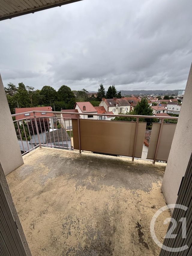 Appartement F3 à vendre - 3 pièces - 75.1 m2 - MONTLUCON - 03 - AUVERGNE - Century 21 Pasquet Immobilier