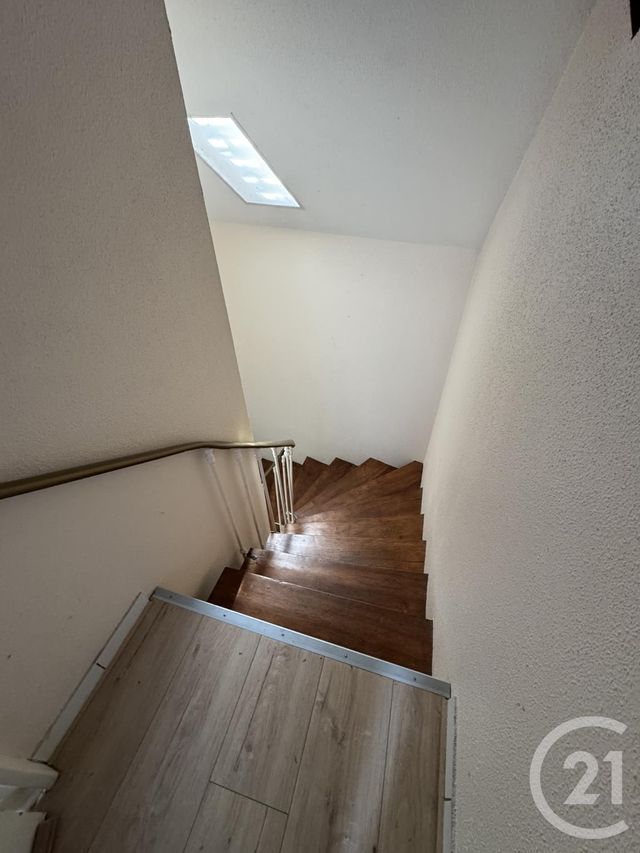 Appartement Autre à louer - 3 pièces - 61.0 m2 - NERIS LES BAINS - 03 - AUVERGNE - Century 21 Pasquet Immobilier