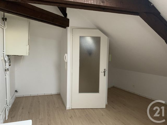 Afficher la photo en grand Appartement Autre à louer - 3 pièces - 61.0 m2 - NERIS LES BAINS - 03 - AUVERGNE - Century 21 Pasquet Immobilier