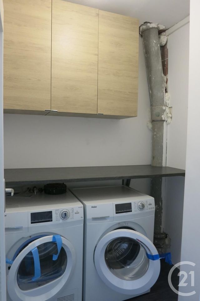 Afficher la photo en grand Appartement F3 à louer - 3 pièces - 55.52 m2 - MONTLUCON - 03 - AUVERGNE - Century 21 Pasquet Immobilier