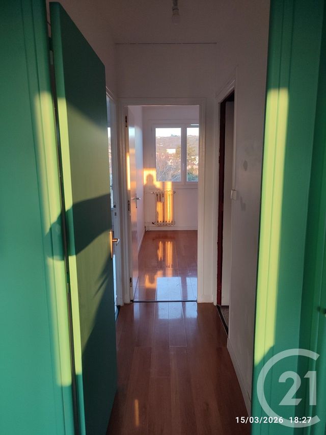 Appartement F3 à louer - 3 pièces - 55.52 m2 - MONTLUCON - 03 - AUVERGNE - Century 21 Pasquet Immobilier