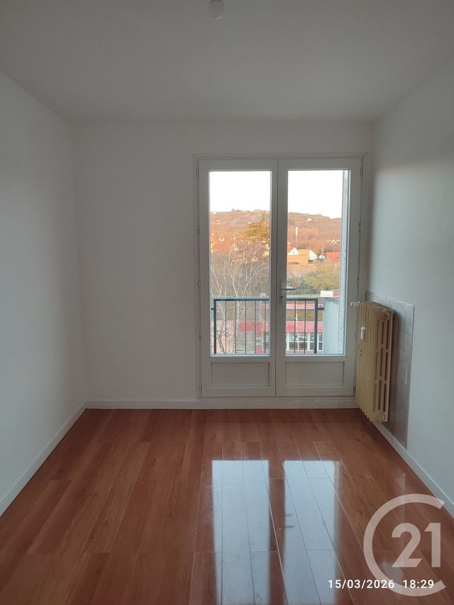 Appartement F3 à louer - 3 pièces - 55.52 m2 - MONTLUCON - 03 - AUVERGNE - Century 21 Pasquet Immobilier