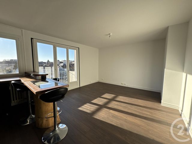 Appartement F3 à louer - 3 pièces - 55.52 m2 - MONTLUCON - 03 - AUVERGNE - Century 21 Pasquet Immobilier