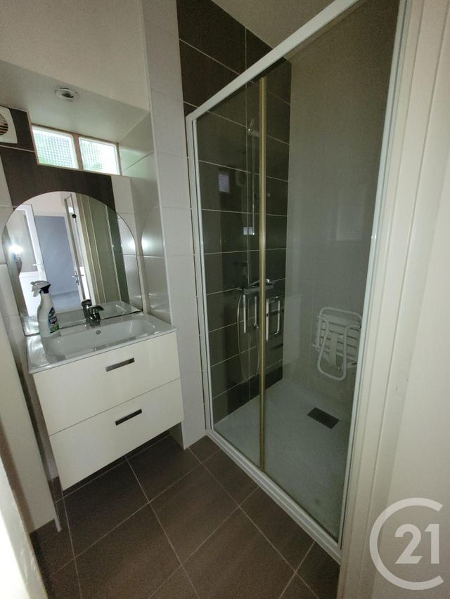 Afficher la photo en grand maison à vendre - 2 pièces - 50.0 m2 - MONTLUCON - 03 - AUVERGNE - Century 21 Pasquet Immobilier