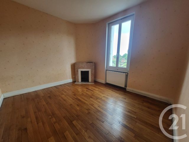 maison à vendre - 4 pièces - 143.0 m2 - DOMERAT - 03 - AUVERGNE - Century 21 Pasquet Immobilier
