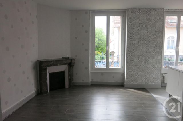 Appartement à louer - 3 pièces - 80.0 m2 - MONTLUCON - 03 - AUVERGNE - Century 21 Pasquet Immobilier