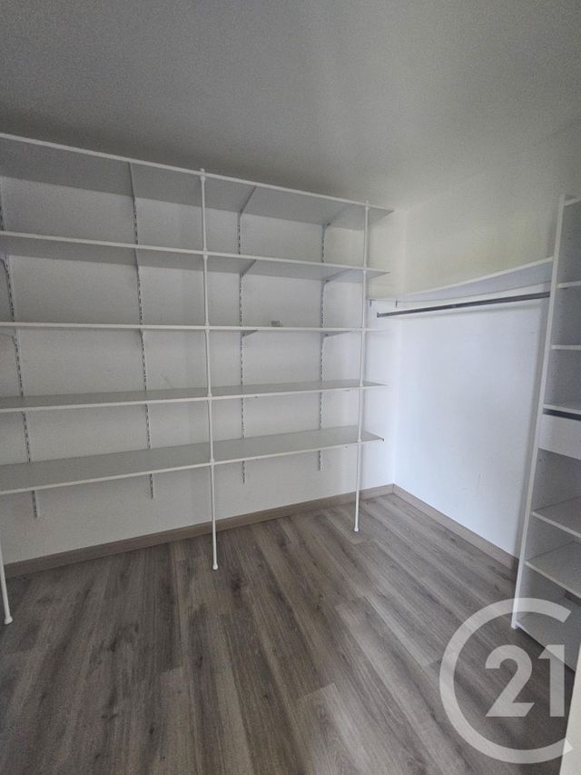 maison à louer - 7 pièces - 193.0 m2 - ST VICTOR - 03 - AUVERGNE - Century 21 Pasquet Immobilier