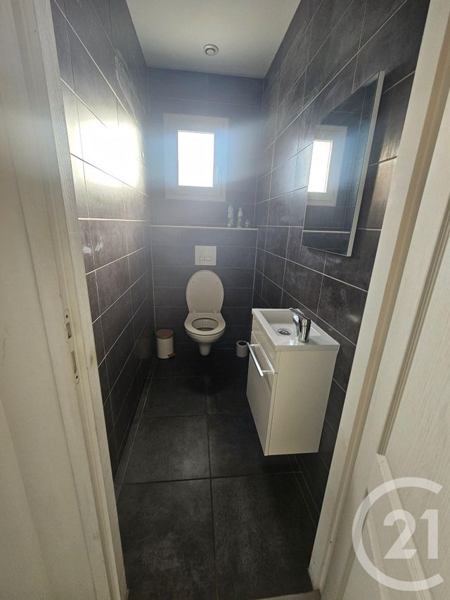 maison à louer - 7 pièces - 193.0 m2 - ST VICTOR - 03 - AUVERGNE - Century 21 Pasquet Immobilier