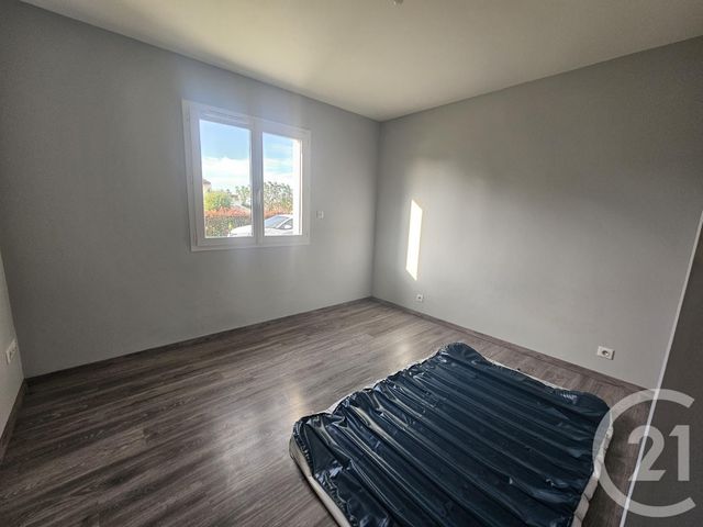 maison à louer - 7 pièces - 193.0 m2 - ST VICTOR - 03 - AUVERGNE - Century 21 Pasquet Immobilier